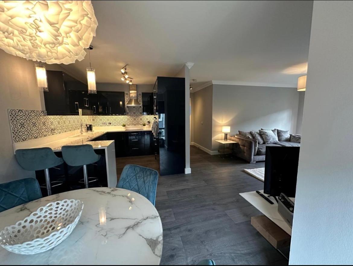 Dublin Airport Large 2 Bedroom Luxury Serviced Apartment Экстерьер фото